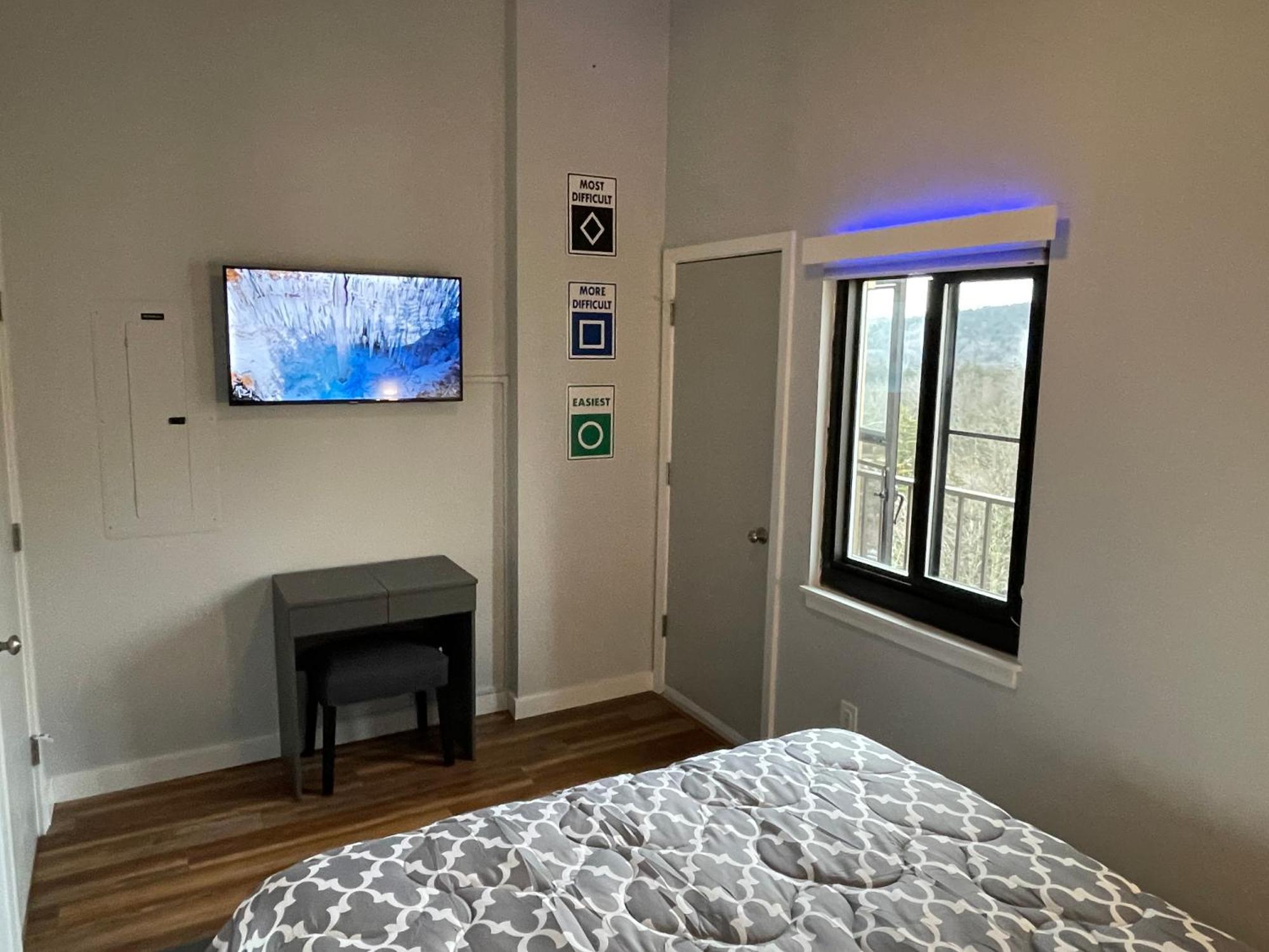 Modern Condo With Ski In & Ski Out - Silver Creek Lodge, Snowshoe Exterior foto
